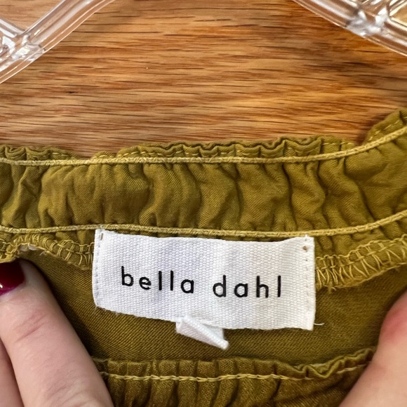 Bella Dahl Satin Shirred Top - Picture 6 of 6